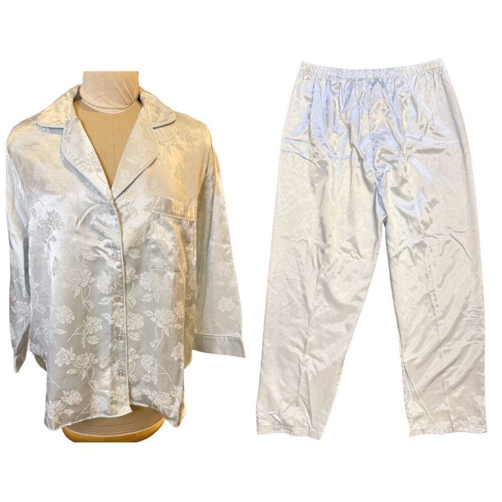 Miss Elaine Heavenly Bodies Satin Pajama Set Lt. Blue Large Loungewear